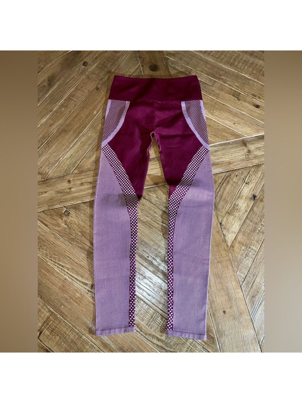 Fabletics High-Waisted Seamless Turbo Legging - measures size small - Picture 3 of 8